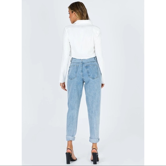 PRINCESS POLLY — TYLER JEAN MOM JEAN MID WASH DENIM, STRAIGHT LEG JEANS (SIZE 2) - Picture 7 of 12